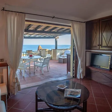 Gufo Pantogia * Porto Cervo