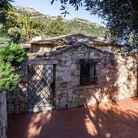 Gufo Pantogia Villa *