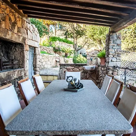 Gufo Pantogia Villa *
