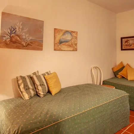 Gufo Pantogia Villa *